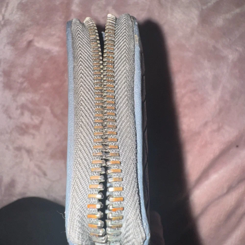 🔥AUTHENTIC🔥 BOTTEGA VENETA WOVEN LEATHER LONG WALLET